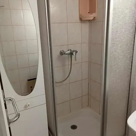 Confortable à - 40 M² + Terrasse Appartamento *